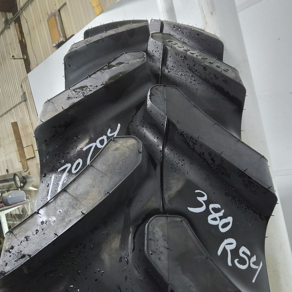 VF380/105R50 Firestone Radial All Traction RC R-1W 179D 99%