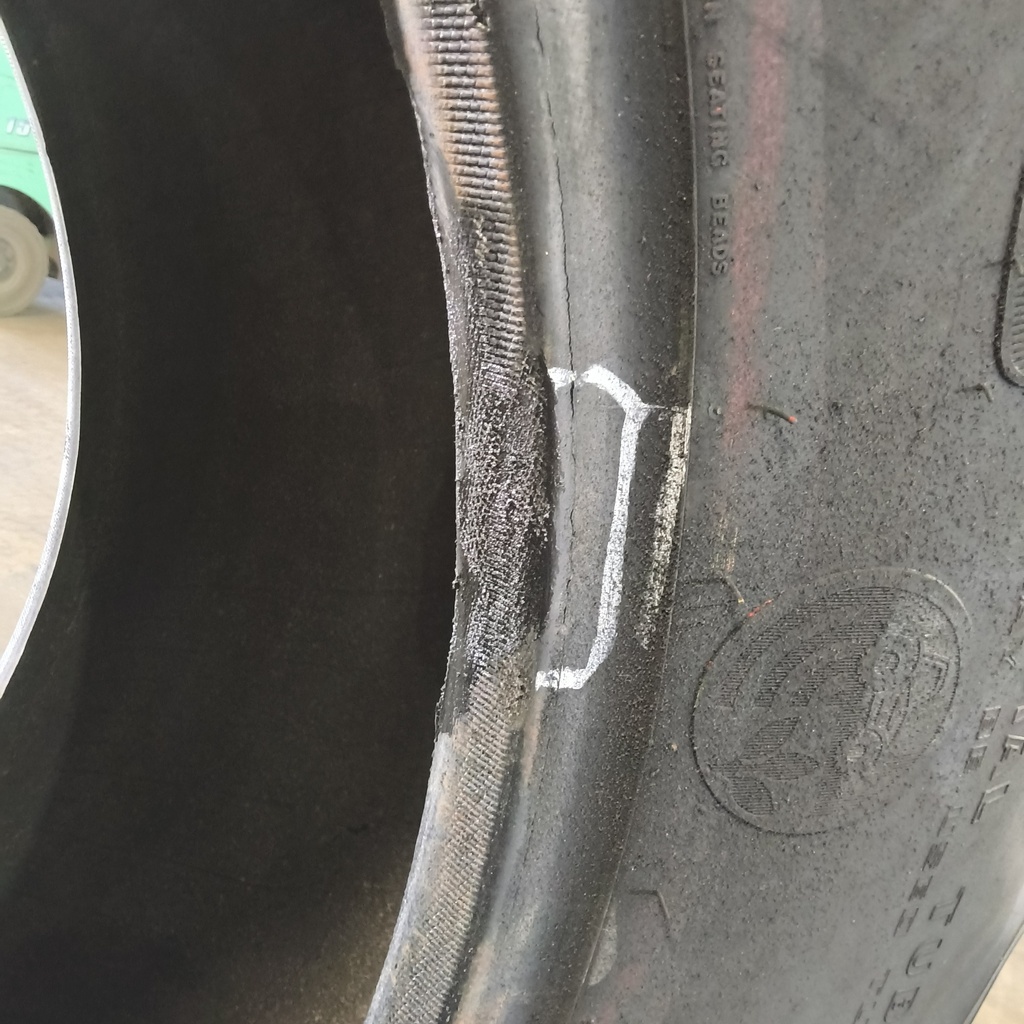 540/65R34 Goodyear Farm DT818 Optitrac R-1W 152B 85%