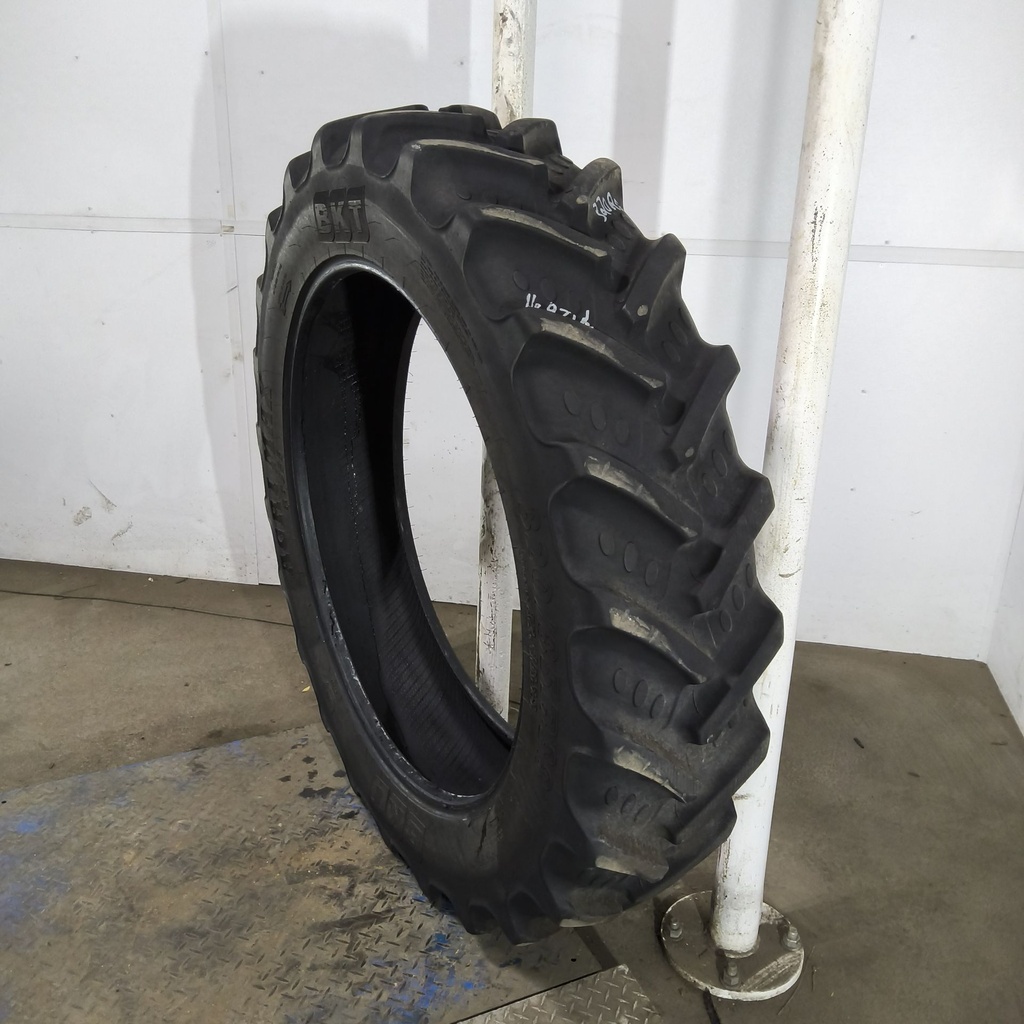 320/85R38 BKT Tires Agrimax RT 855 R-1W 143A8 80%