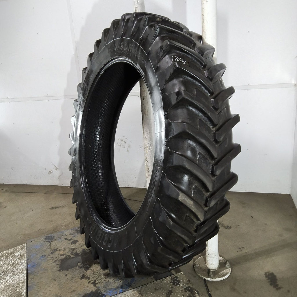380/90R46 Michelin AgriBib Row Crop R-1W 157B 60%