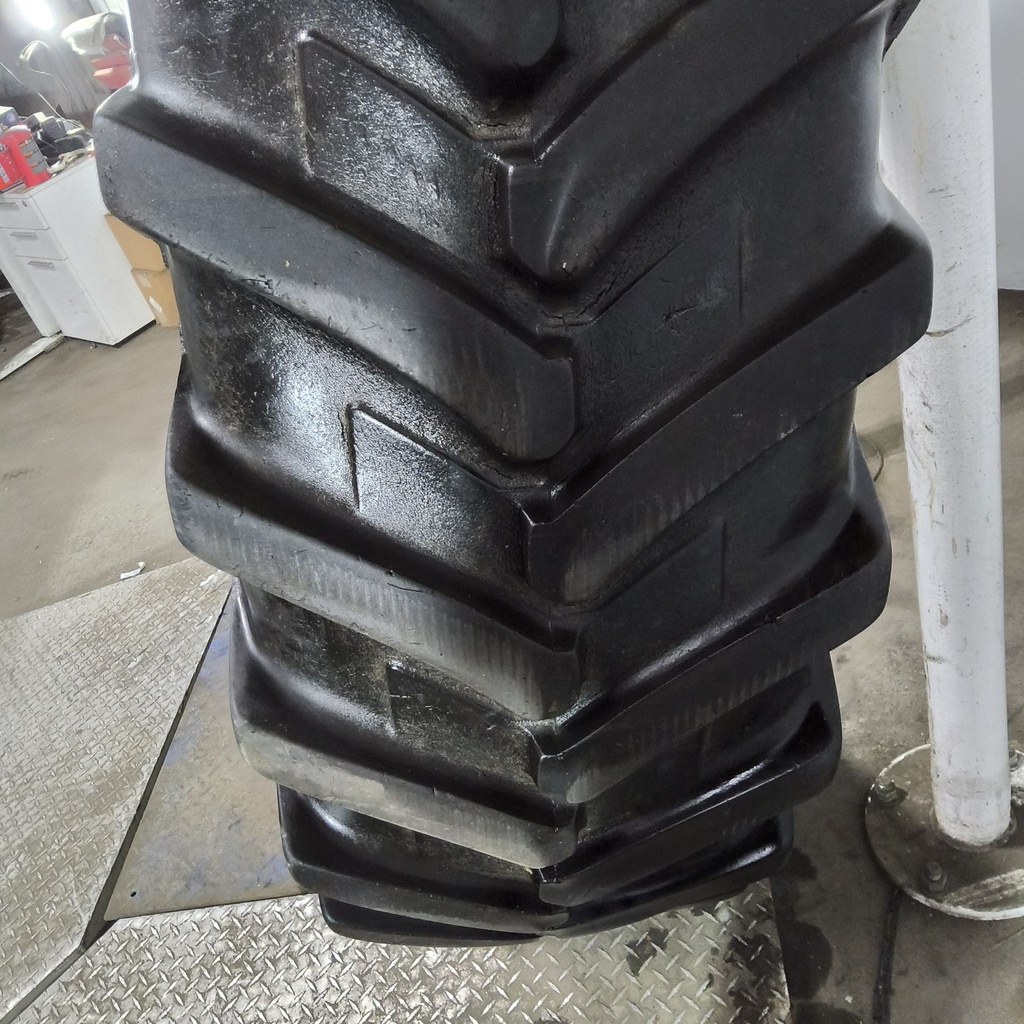 380/90R46 Michelin AgriBib Row Crop R-1W 157B 60%