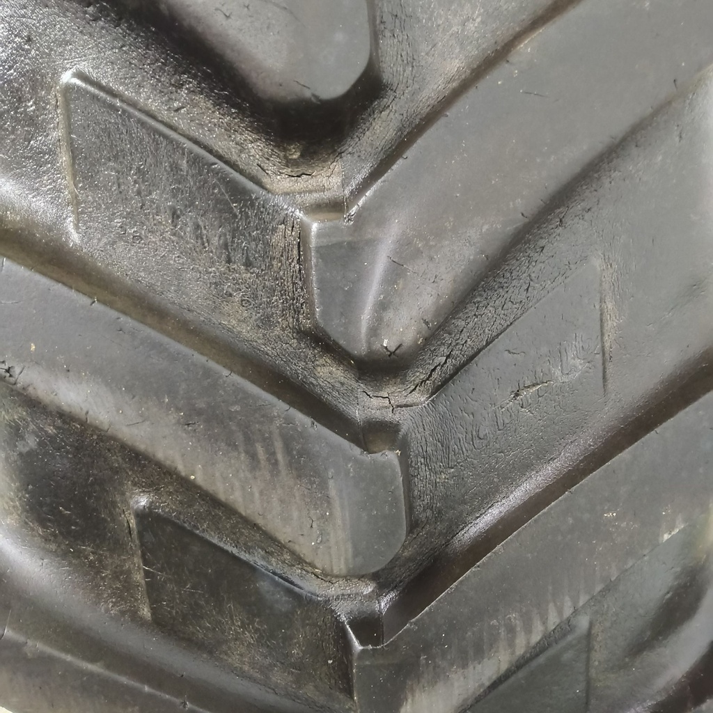 380/90R46 Michelin AgriBib Row Crop R-1W 157B 60%