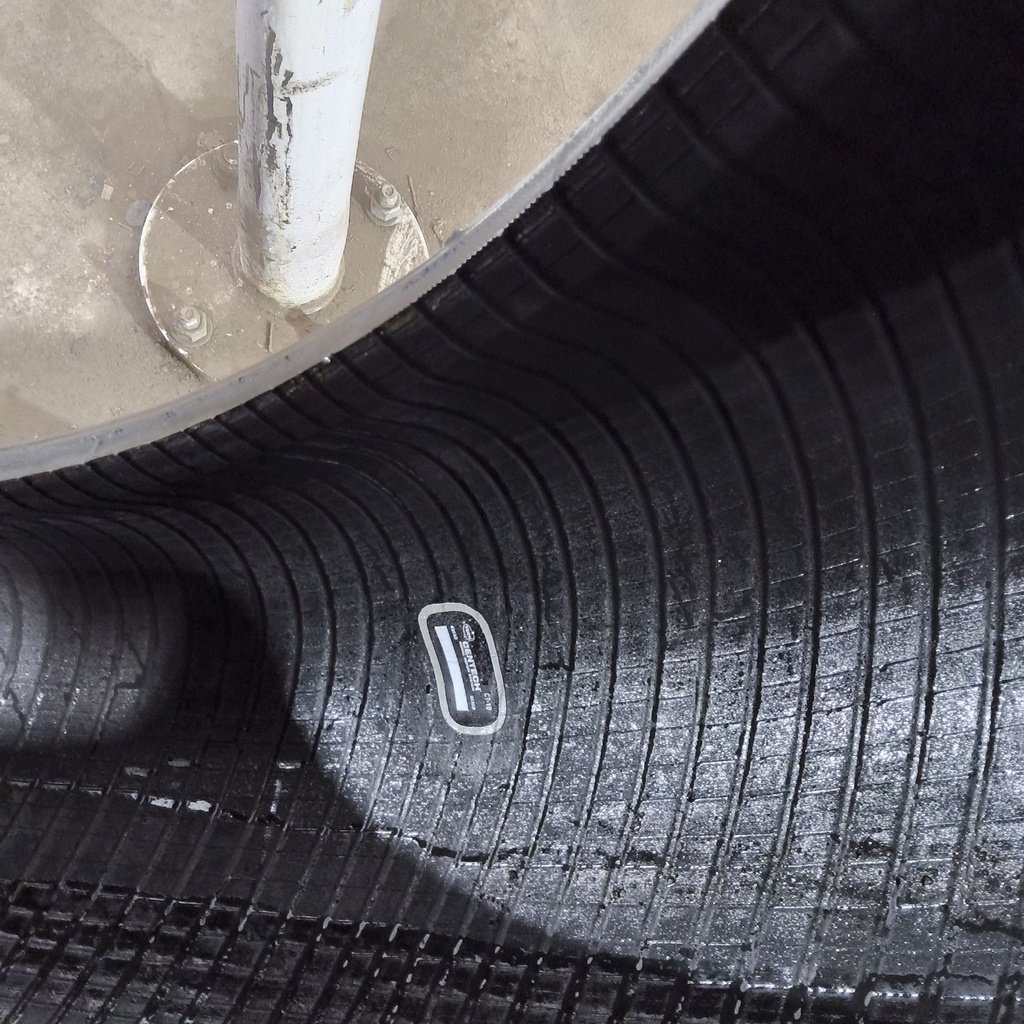 380/90R46 Michelin AgriBib Row Crop R-1W 157B 60%