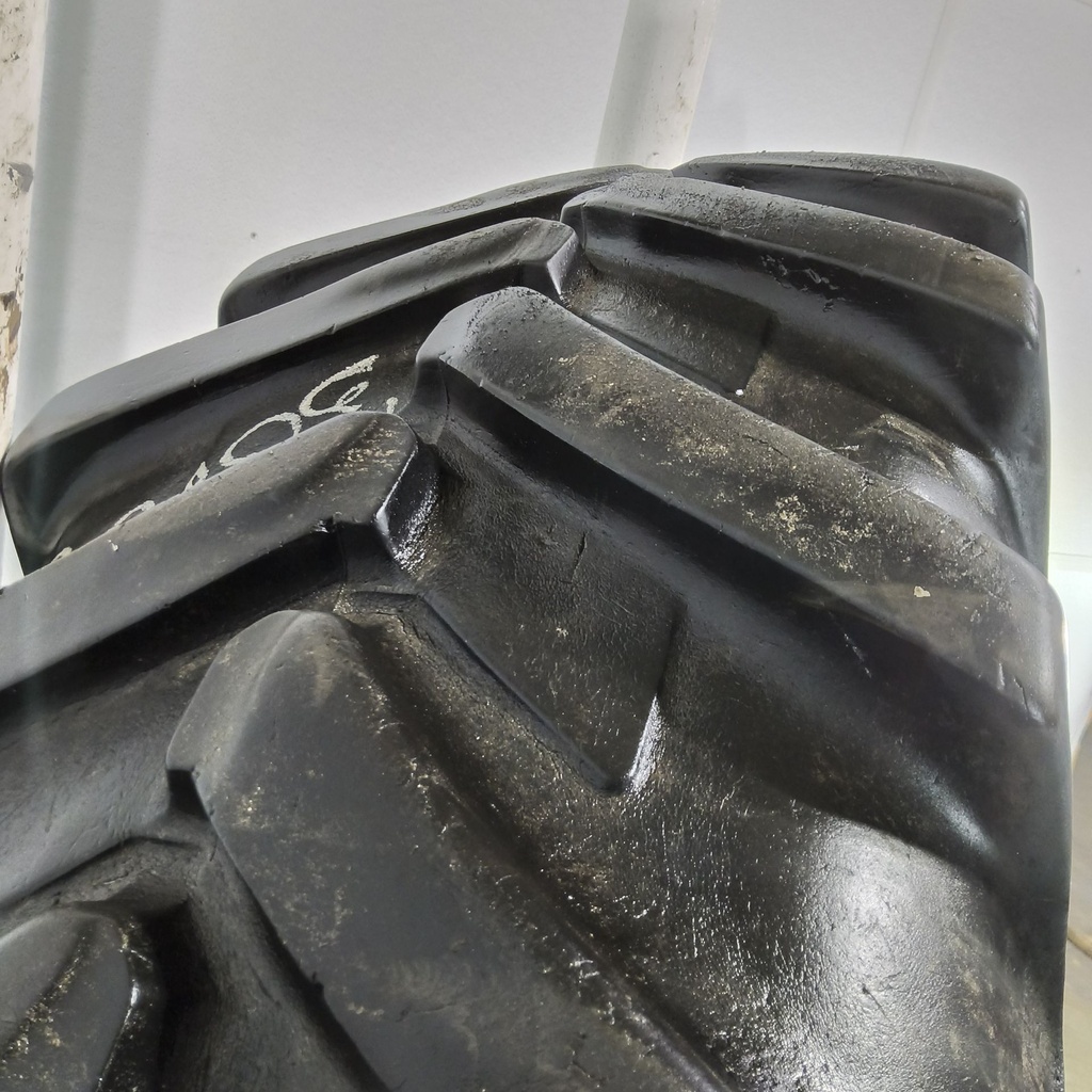 380/90R46 Michelin AgriBib Row Crop R-1W 157B 60%