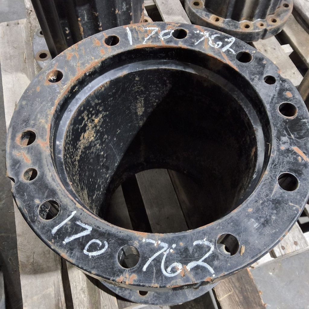 10 to 10-Hole 15"L Hub Extension, Black