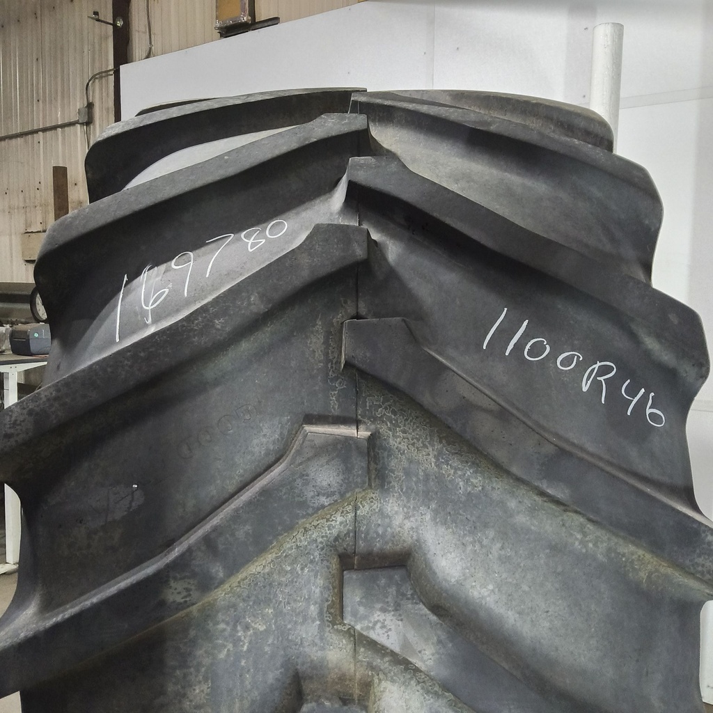LSW1100/45R46 Goodyear Farm DT930 R-1W 181D 90%