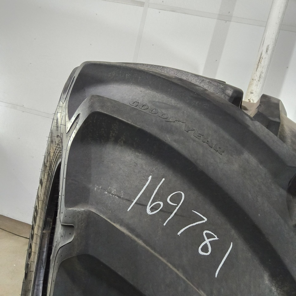 LSW1000/45R32 Goodyear Farm Optitrac R-1W 184D 85%