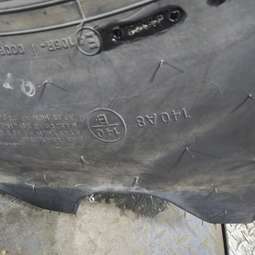 420/85R30 BKT Tires Agrimax RT 855 R-1W 140A8 99%
