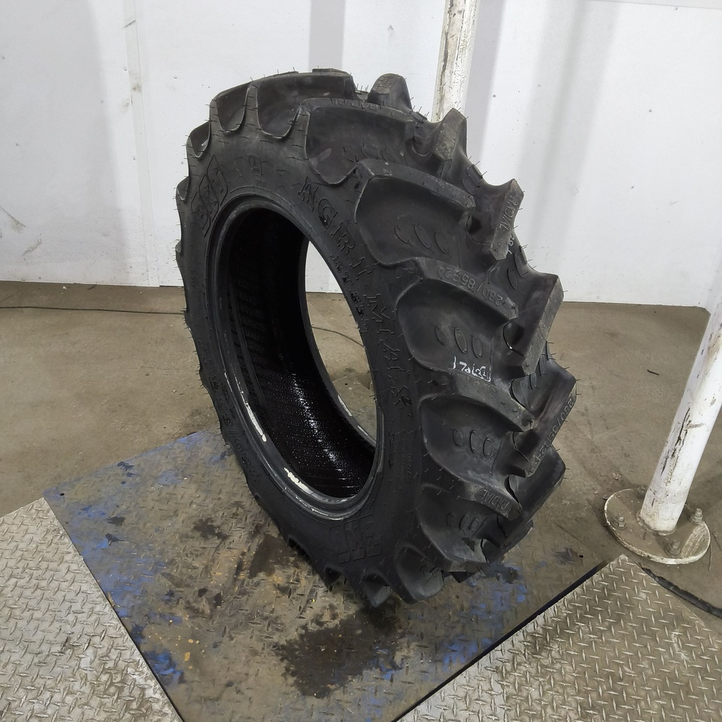 280/85R24 BKT Tires Agrimax RT 855 R-1W 115A8/112B 99%