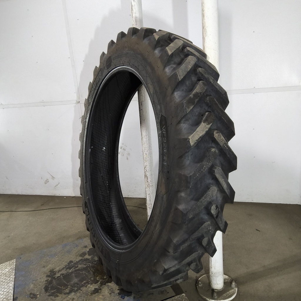 VF320/90R46 Michelin Spraybib R-1S 165D 95%