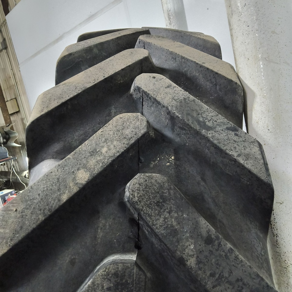 VF320/90R46 Michelin Spraybib R-1S 165D 95%