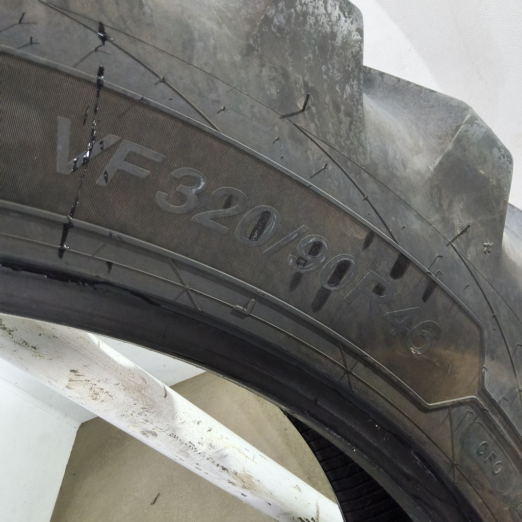 VF320/90R46 Michelin Spraybib R-1S 165D 95%