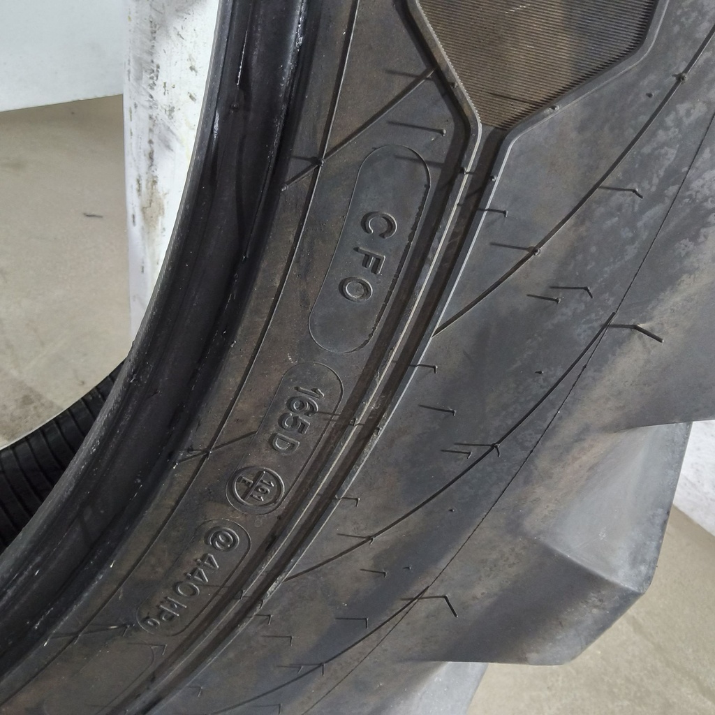 VF320/90R46 Michelin Spraybib R-1S 165D 95%