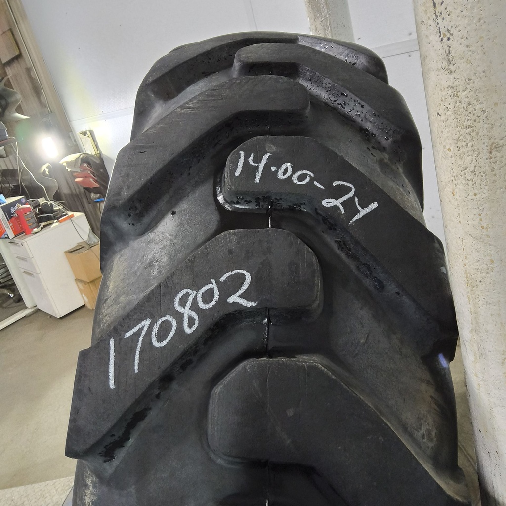 14.00-24 Advance Traction Regular E-2/G-2 F (12 Ply), 70%
