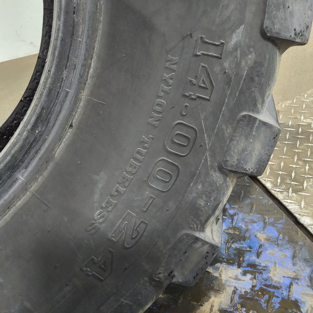 14.00-24 Advance Traction Regular E-2/G-2 F (12 Ply), 70%