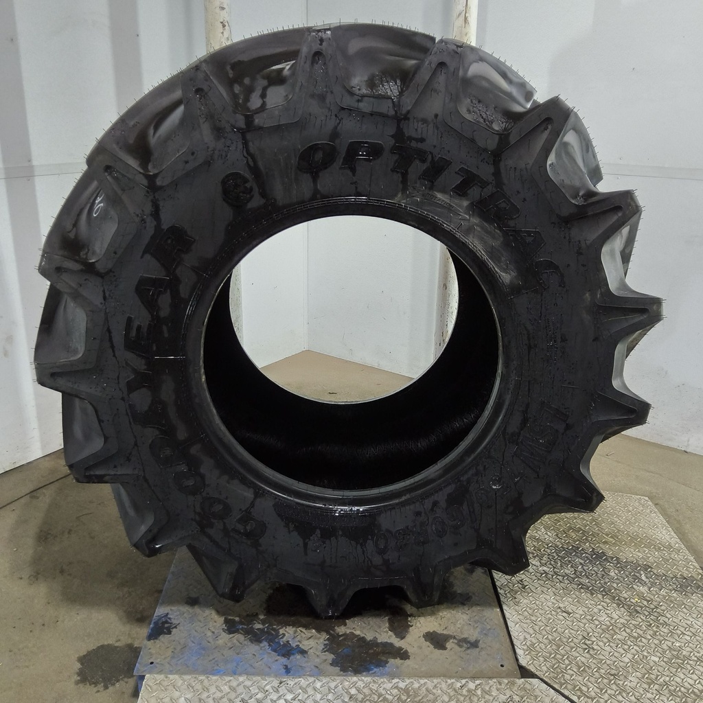 LSW750/60R30 Goodyear Farm Optitrac R-1W 180D 99%