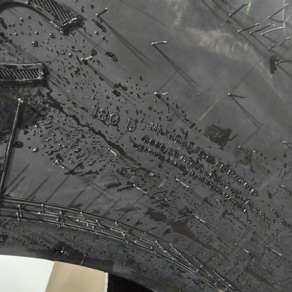 LSW750/60R30 Goodyear Farm Optitrac R-1W 180D 99%