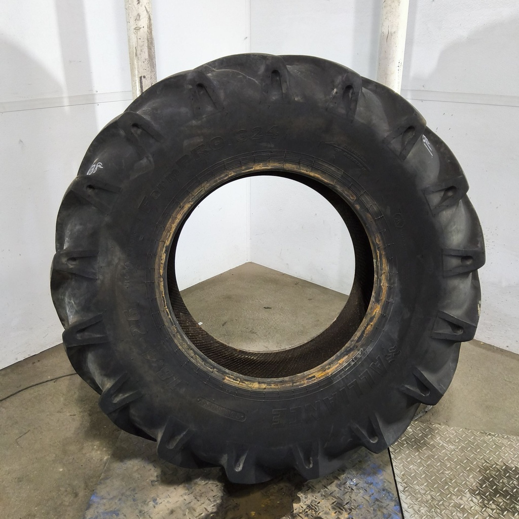 18.4-26 Alliance 324 Farm Pro R-1 F (12 Ply), 80%
