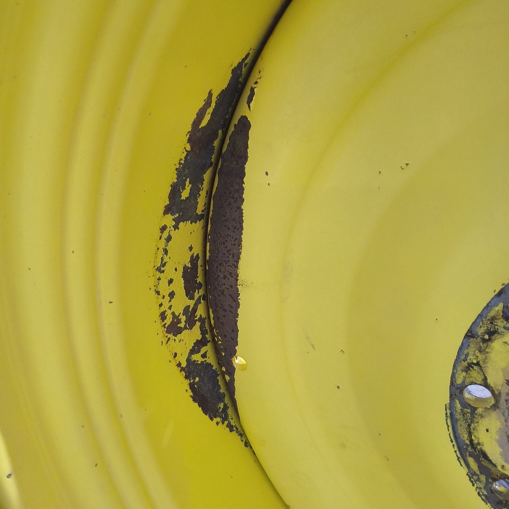 23"W x 42"D, John Deere Yellow 10-Hole Bubble Disc , -2.75" Offset