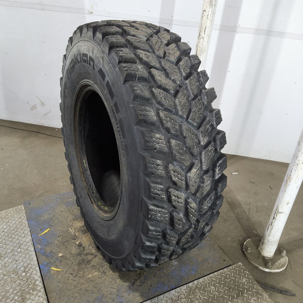 400/80R24 Nokian Hakkapeliitta TRI R-1 144D 80%