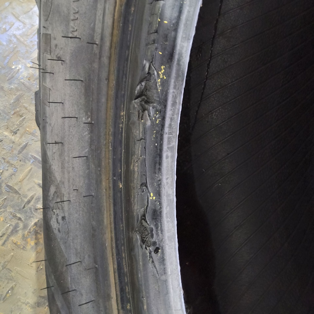 400/80R24 Nokian Hakkapeliitta TRI R-1 144D 80%
