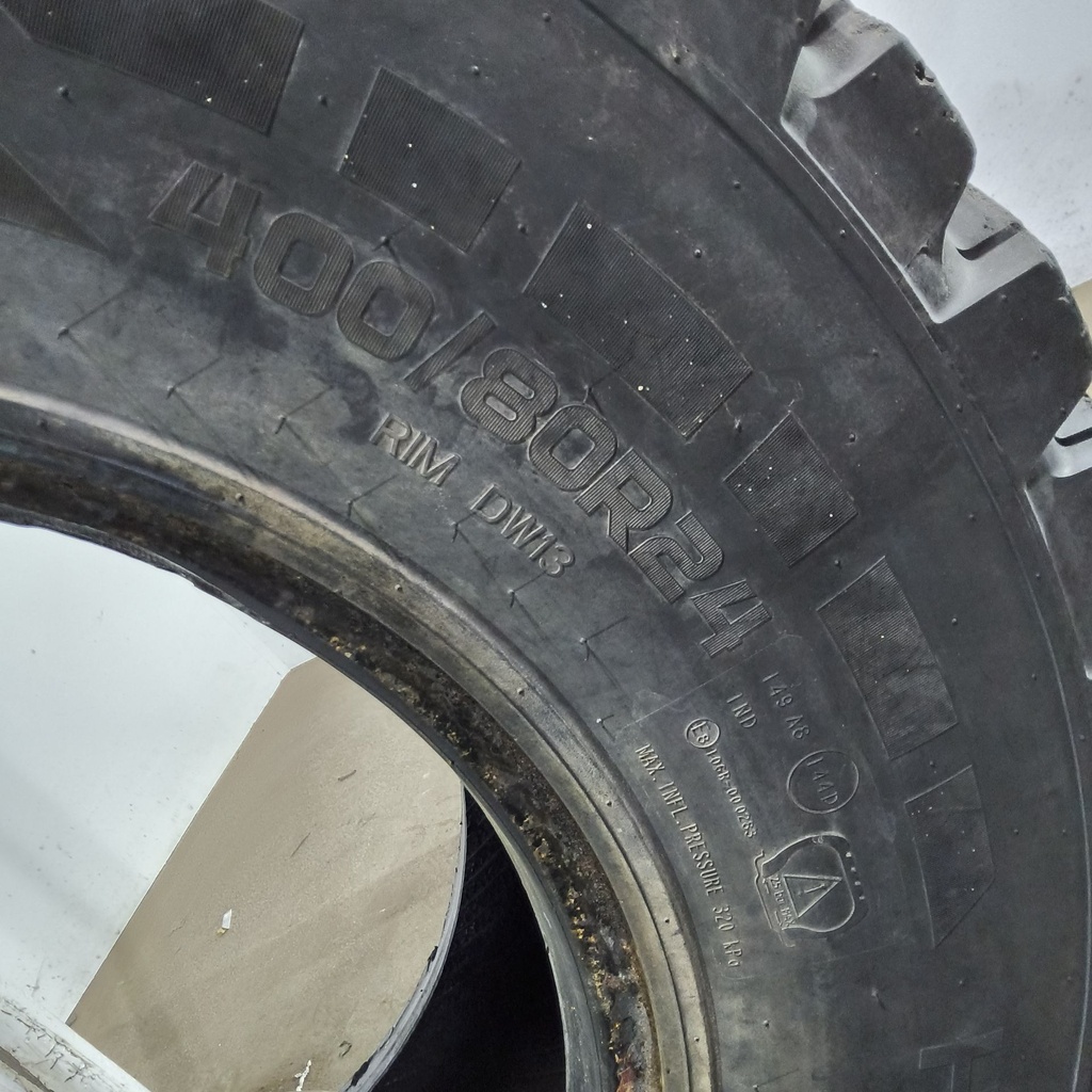 400/80R24 Nokian Hakkapeliitta TRI R-1 144D 80%