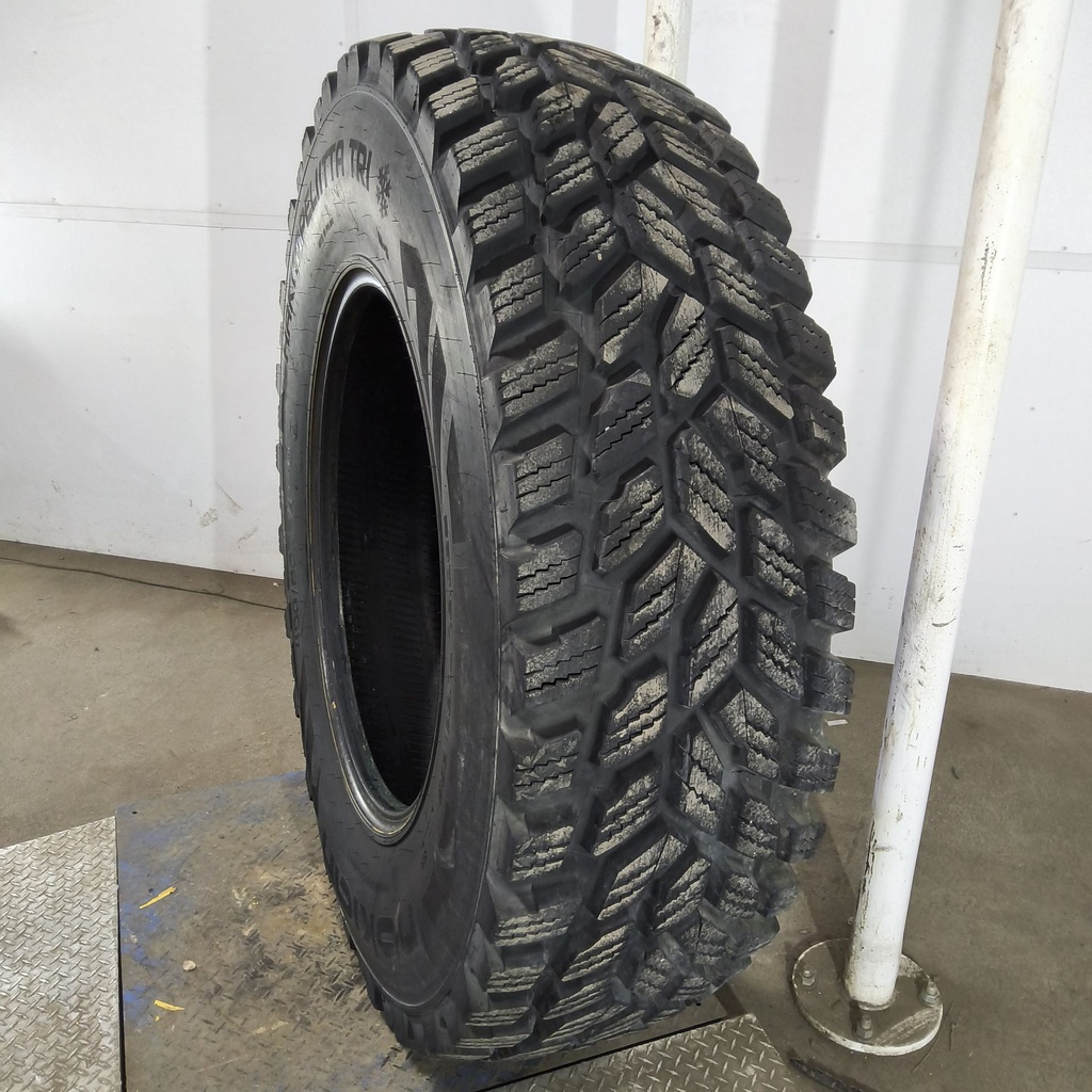 480/80R34 Nokian Hakkapeliitta TRI R-1 159D 85%