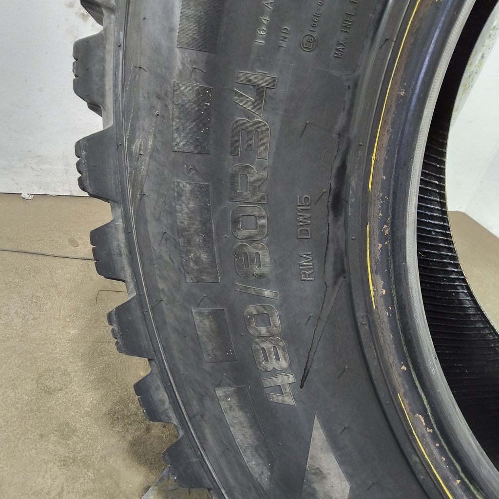 480/80R34 Nokian Hakkapeliitta TRI R-1 159D 85%