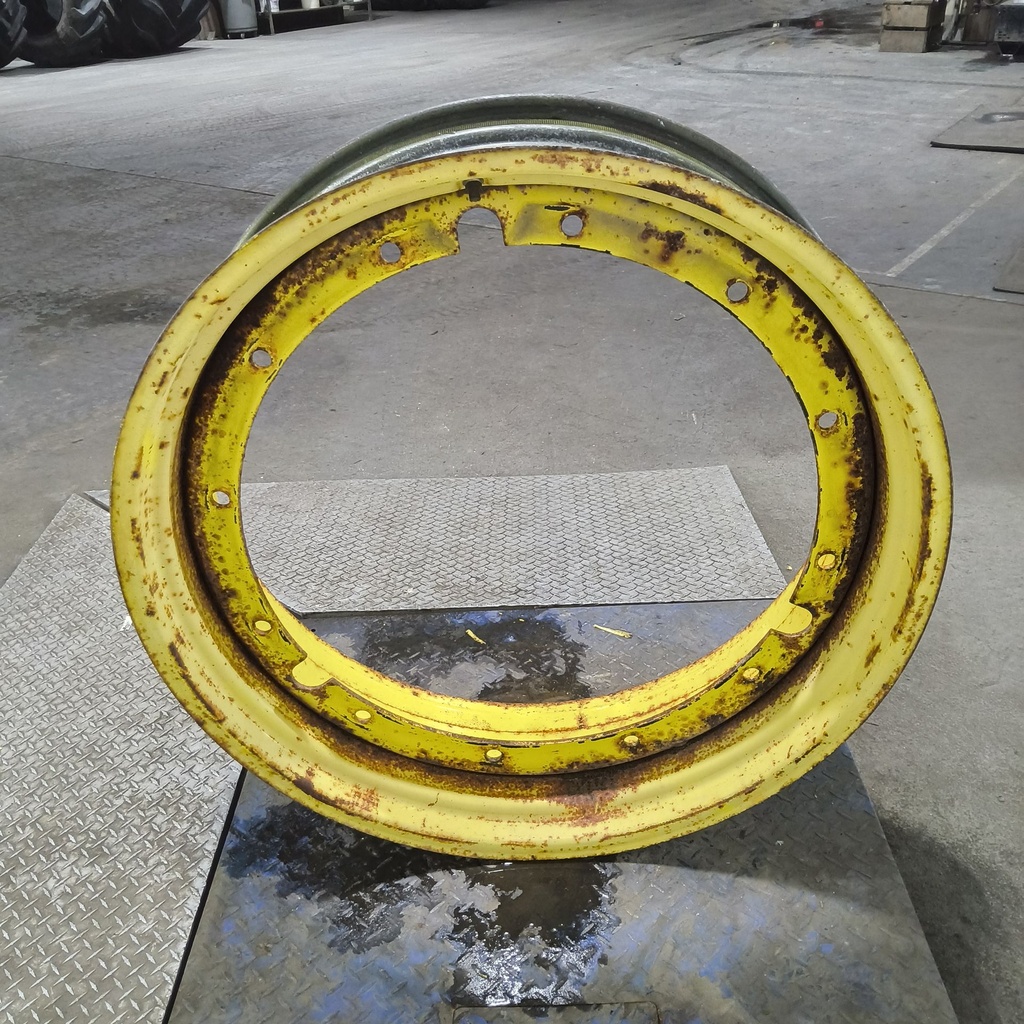 12"W x 38"D, John Deere Yellow 12-Hole Stub Disc , 1.75" Offset