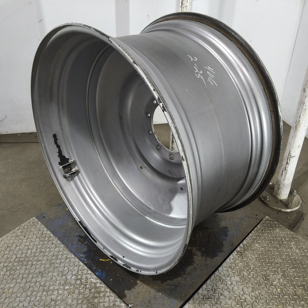 23"W x 42"D, Case IH Silver Mist 10-Hole Formed Plate , -7.88" Offset