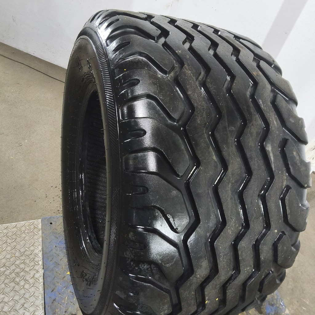 500/55-20 Alliance 327 Farm Pro F-3 F (12 Ply), 90%