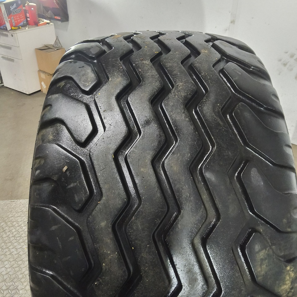 500/55-20 Alliance 327 Farm Pro F-3 F (12 Ply), 75%