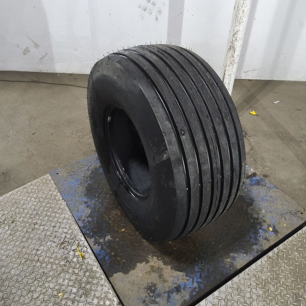 31x13.50-15 Goodyear Farm Terra Rib NHS HF-1 D (8 Ply), 114B 99%