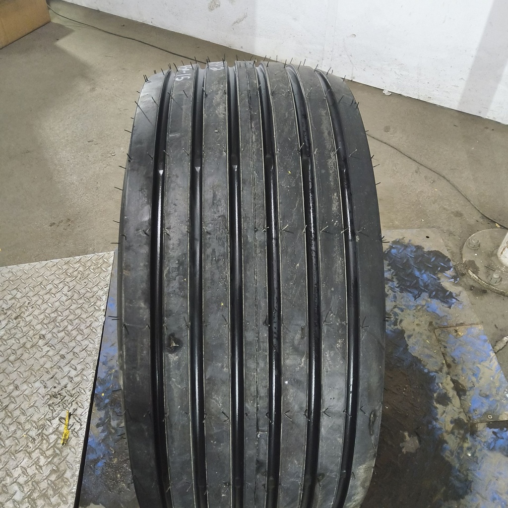 31x13.50-15 Goodyear Farm Terra Rib NHS HF-1 D (8 Ply), 114B 99%