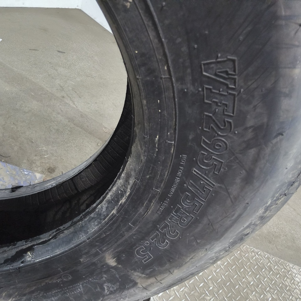 VF295/75R22.5 BKT Tires SR -713 I-1 151D 95%