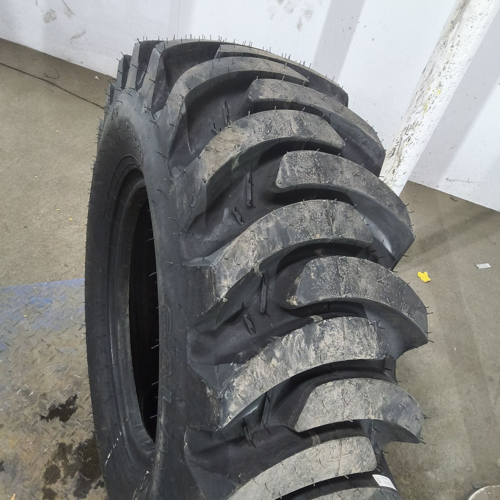 12.5/80-18 Galaxy Marathoner R-4 E (10 Ply), 99%