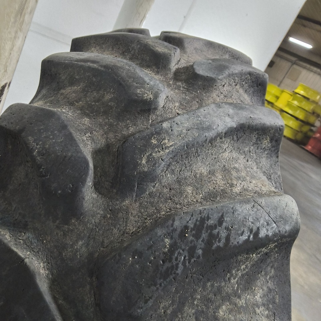 380/85R34 Goodyear Farm Dyna Torque Radial R-1 137B 45%