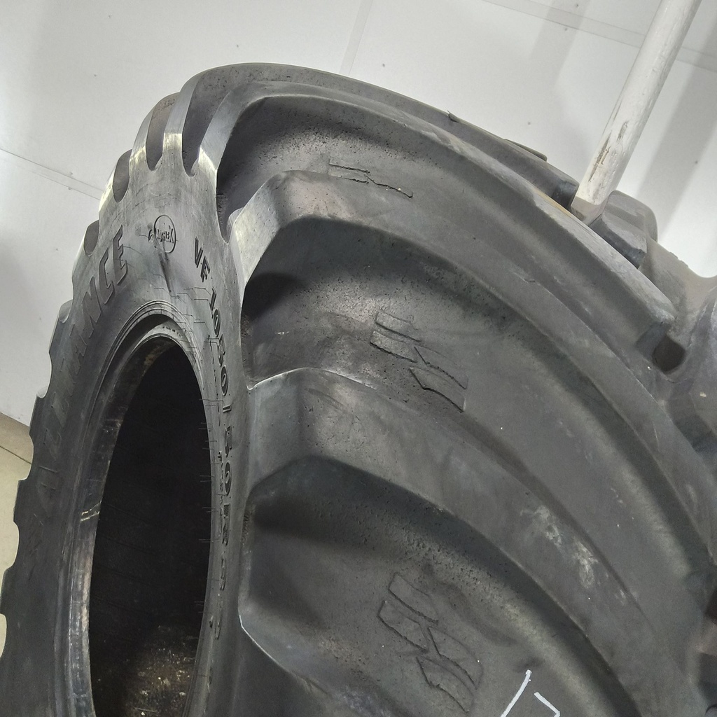 VF1050/50R32 Alliance Agriflex+ 377 R-1 198D 70%