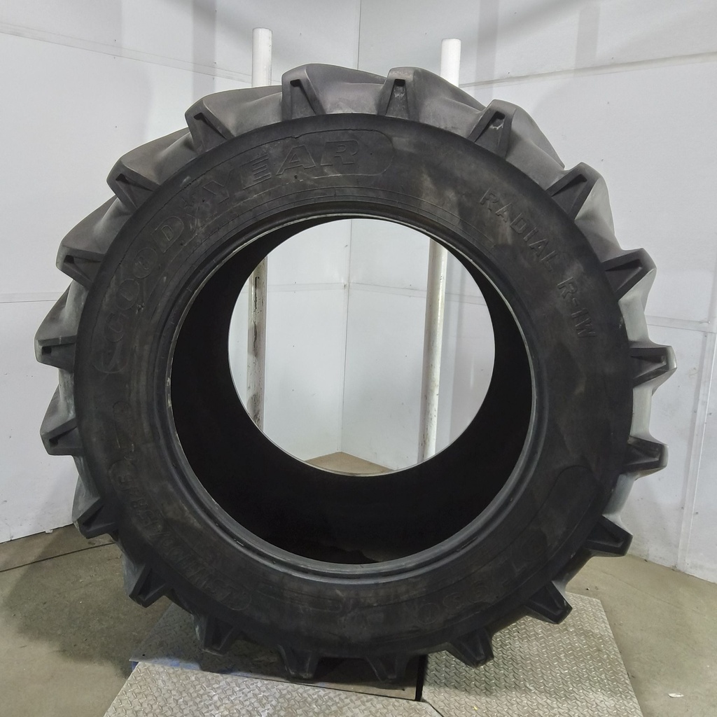 LSW1100/45R46 Goodyear Farm DT930 R-1W 181D 85%