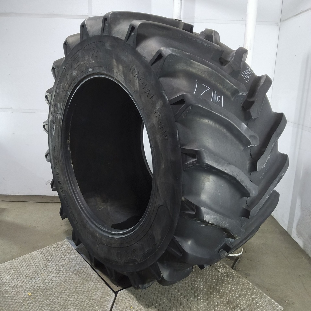 LSW1100/45R46 Goodyear Farm DT930 R-1W 181D 85%