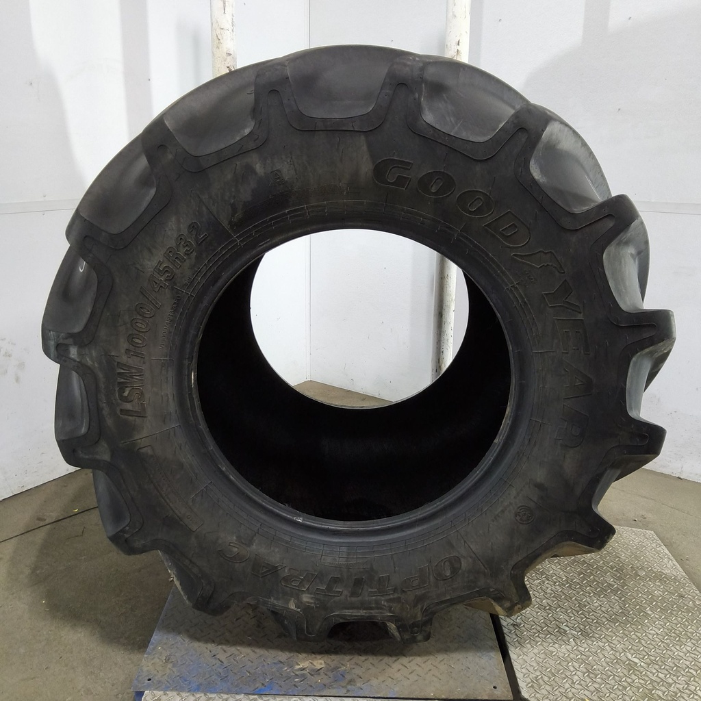 LSW1000/45R32 Goodyear Farm Optitrac R-1W 184D 85%