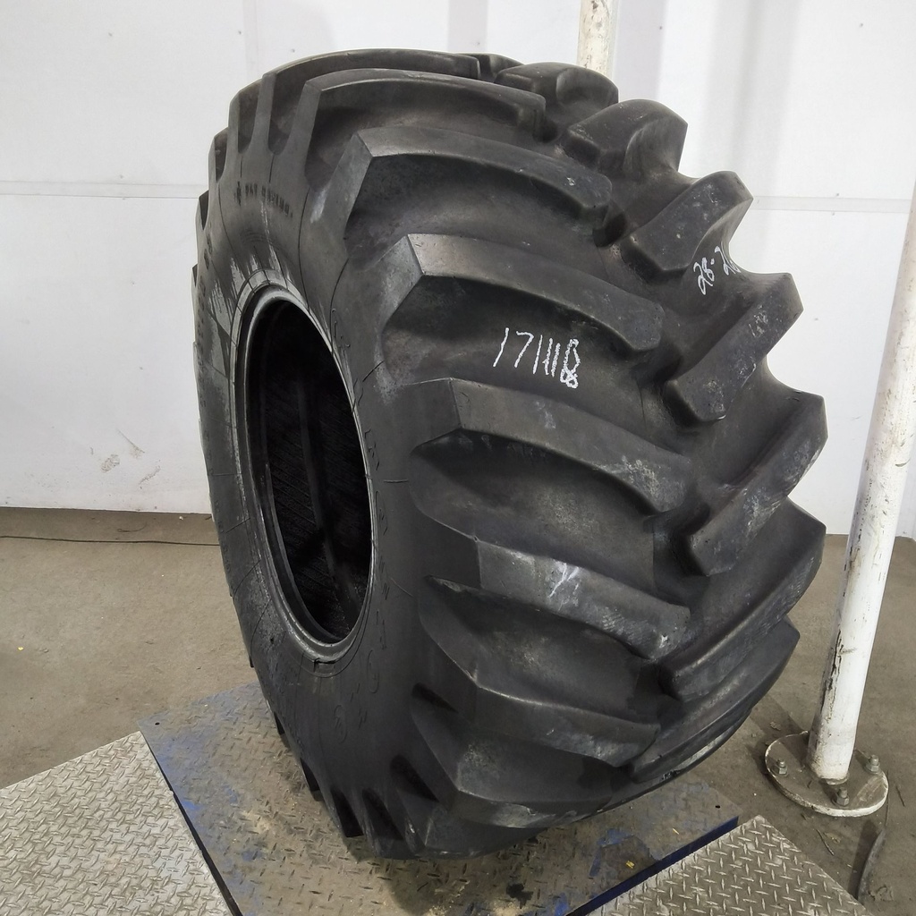 28L-26 Firestone Super All Traction 23 R-1 F (12 Ply), 80%
