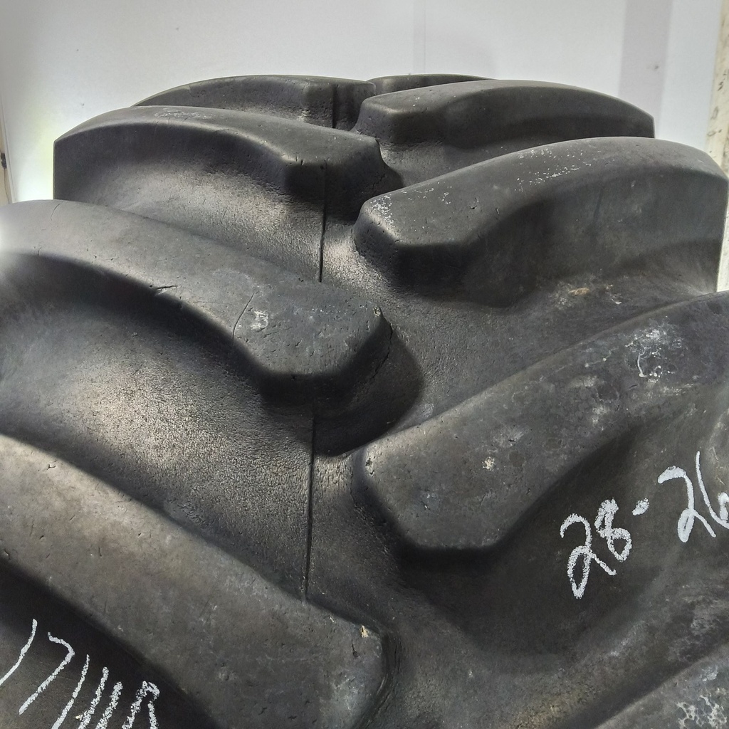 28L-26 Firestone Super All Traction 23 R-1 F (12 Ply), 80%