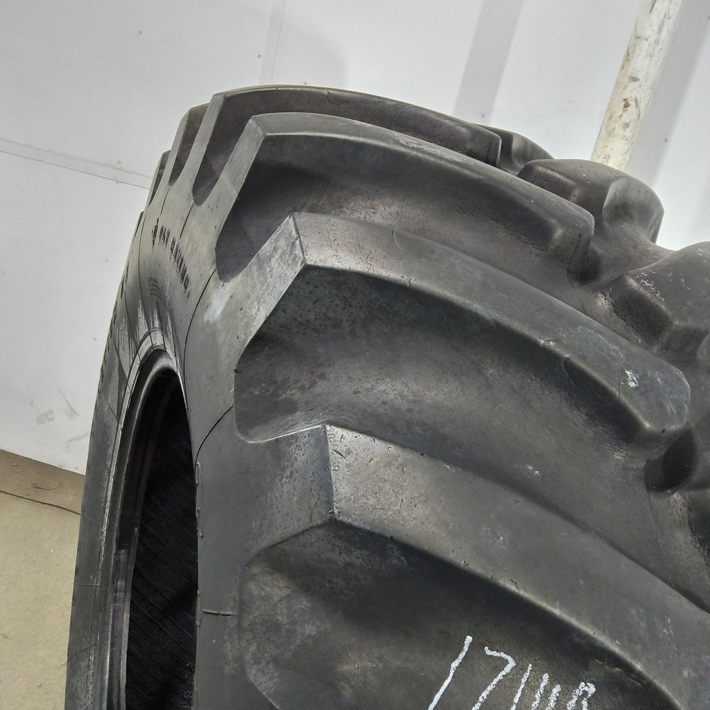 28L-26 Firestone Super All Traction 23 R-1 F (12 Ply), 80%