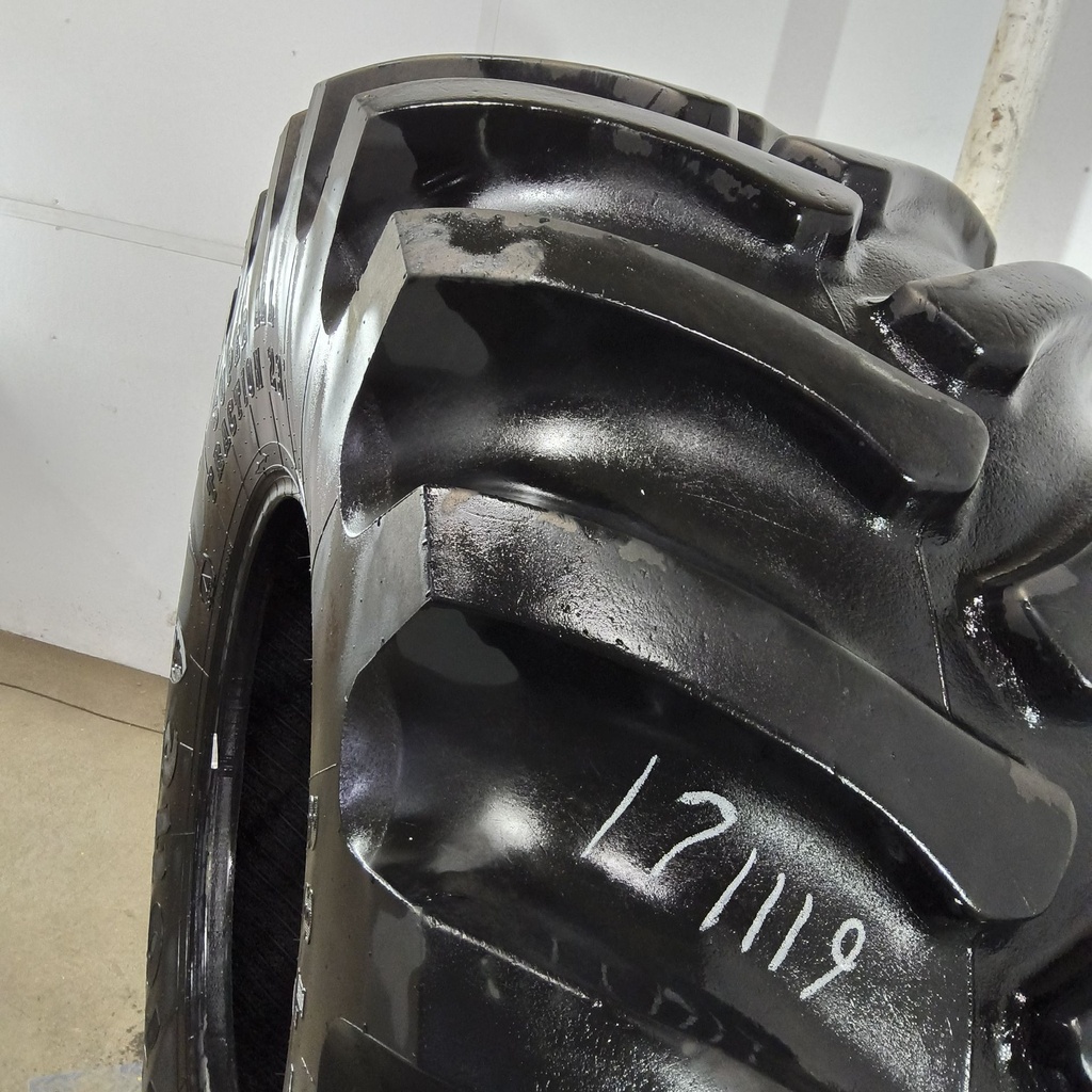 28L-26 Firestone Super All Traction 23 R-1 F (12 Ply), 80%