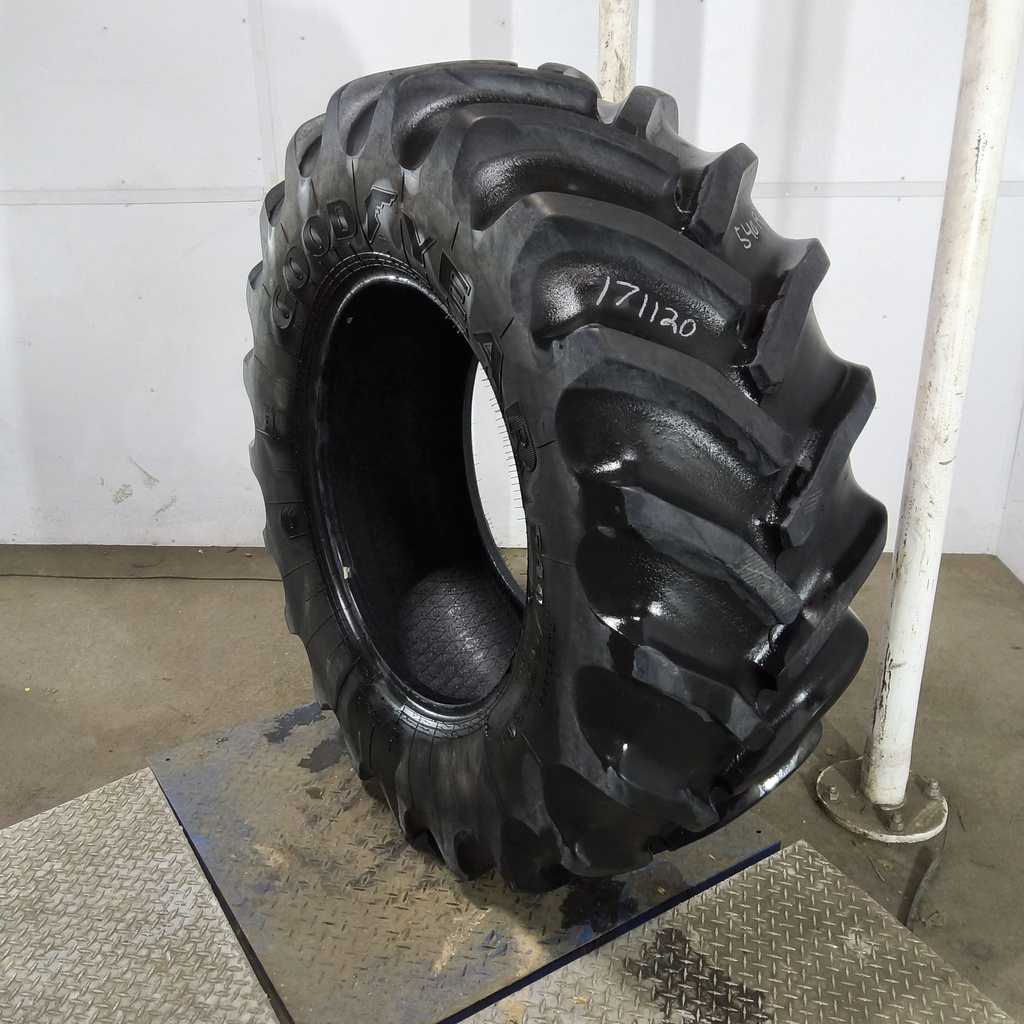 540/65R30 Goodyear Farm DT820 R-1W 150B 75%