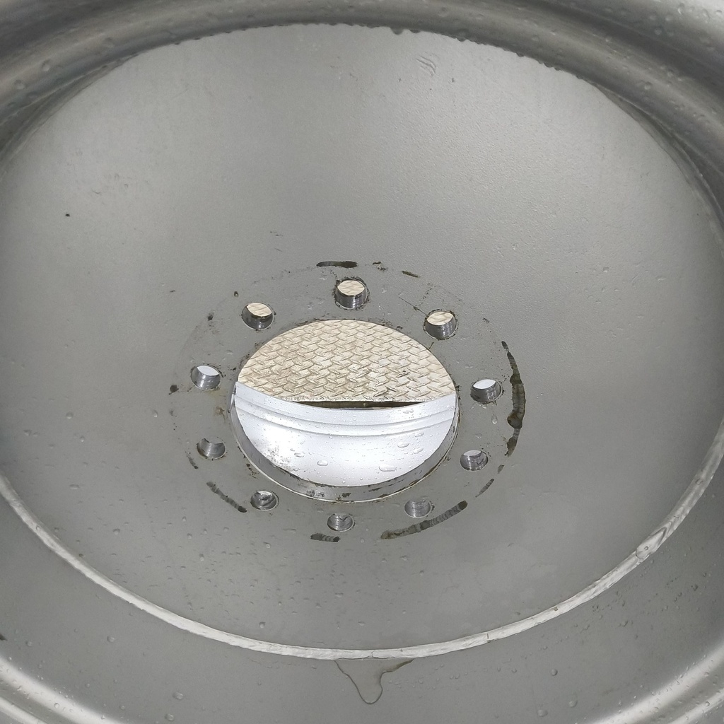 25"W x 26"D, Case IH Silver Mist 10-Hole Flat Plate , -4.88" Offset