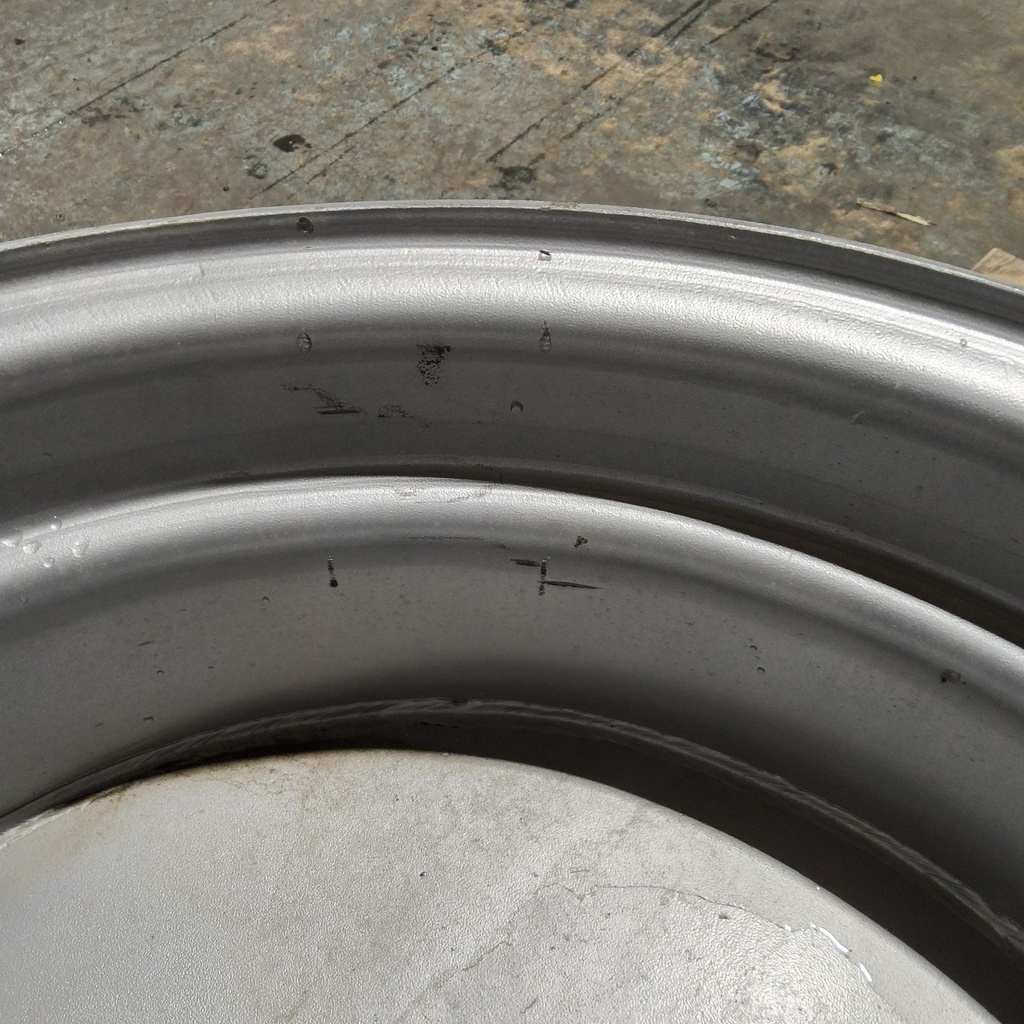 25"W x 26"D, Case IH Silver Mist 10-Hole Flat Plate , -4.88" Offset
