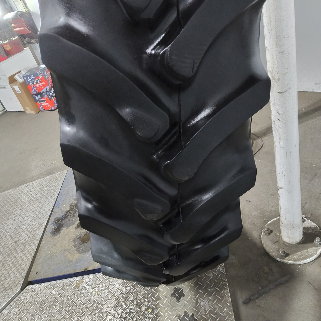 380/90R54 Firestone Radial 9000 R-1W 152A8/152B 50%