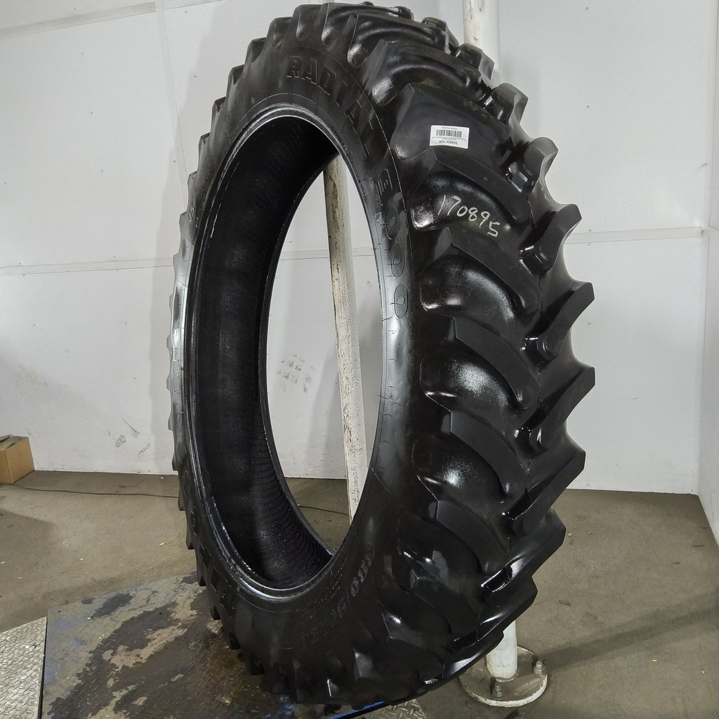 380/90R54 Firestone Radial 9000 R-1W 152A8/152B 50%